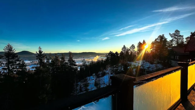Äntligen lite minusgrader efter några dagars töande.

#alpstigen
#alpstigen6
#järvsö
#järvsöbacken
#harsa
#skidåkning 
#slalom
#snowboard
#längdskidåkning
#skidsemester
#vintersemester
#hälsingland
#sportlov
#påsklov
#jullov
#sol
#snö
#lössnö
#nysnö
#nypistat
#älskasnö
#downhill
#vasaloppet
#engelbrektsloppet